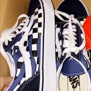 blue flame checkered old school vans!